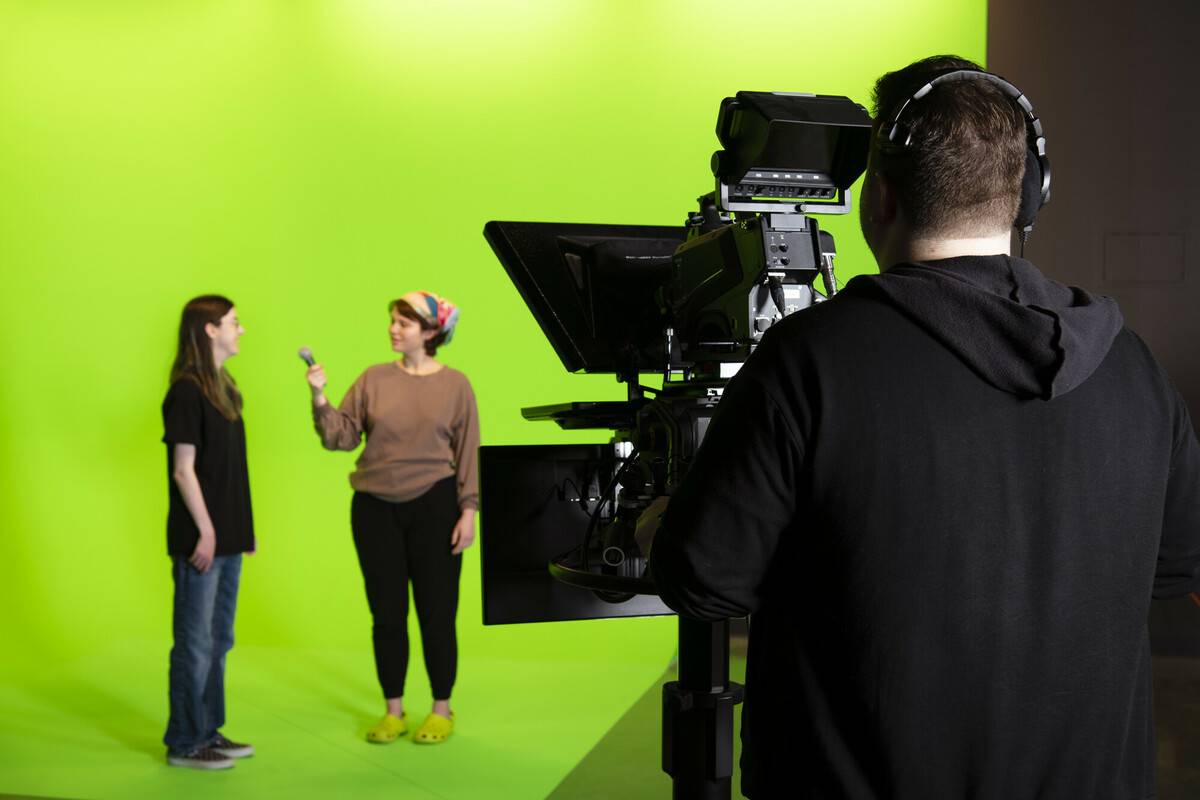 video cameraman