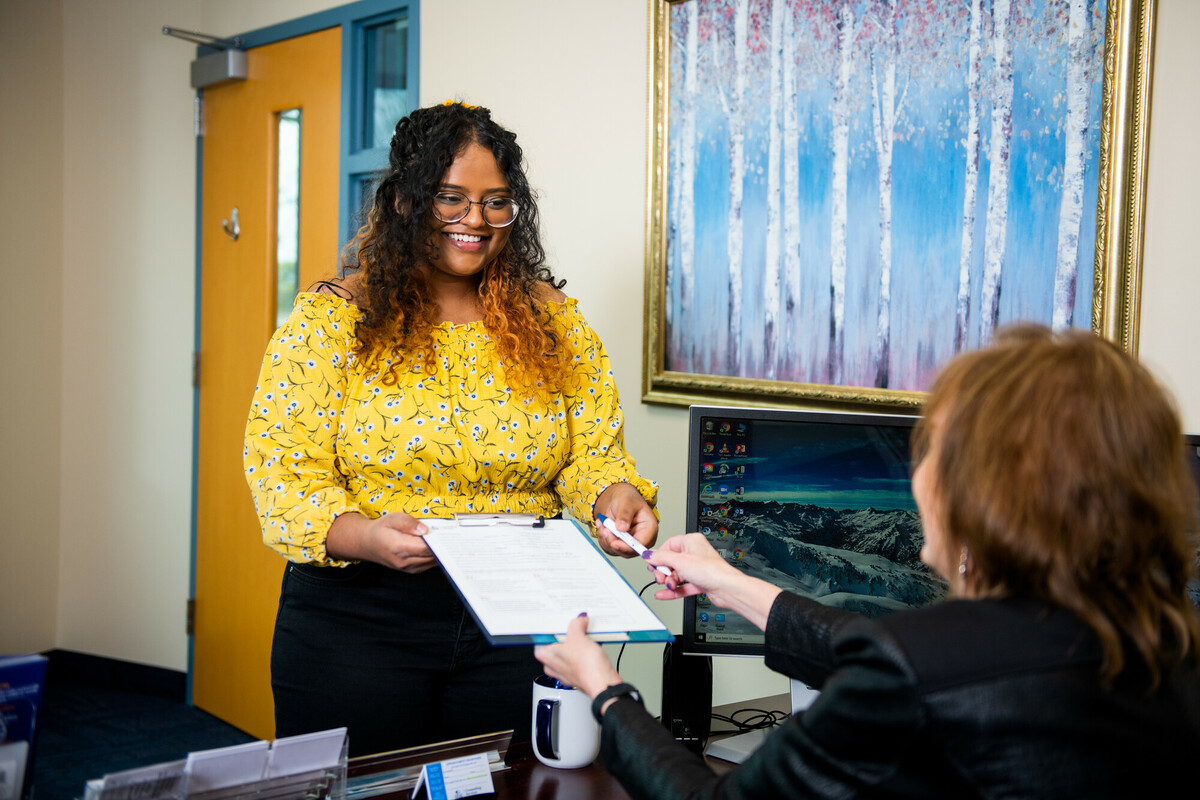 Students checking in for a counseling session